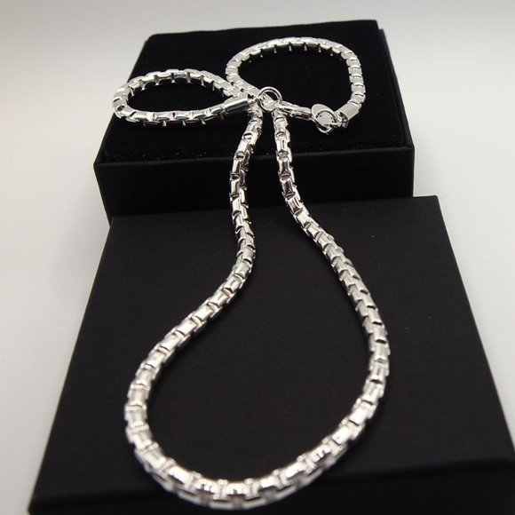 Awesome 22 Inch Long Round Box Necklace 4mm Wide, - Picture 6 of 11